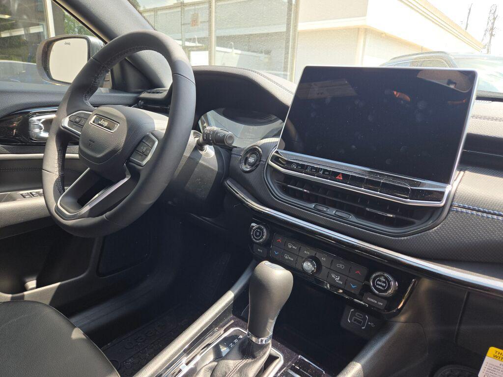 new 2025 Jeep Compass car, priced at $35,030
