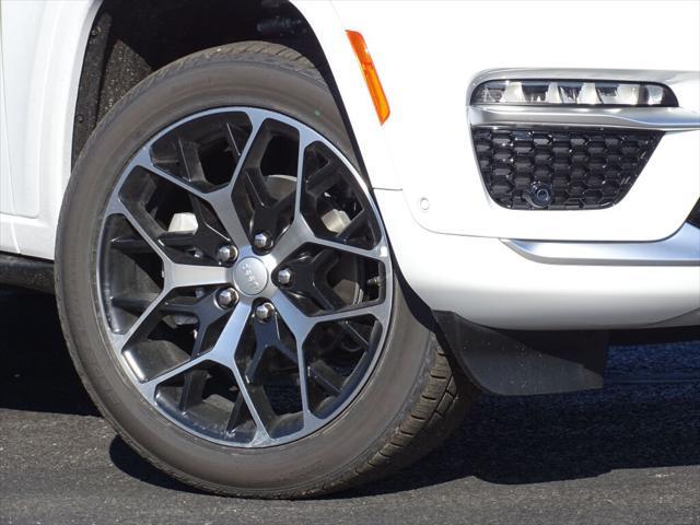 new 2025 Jeep Grand Cherokee car, priced at $65,810