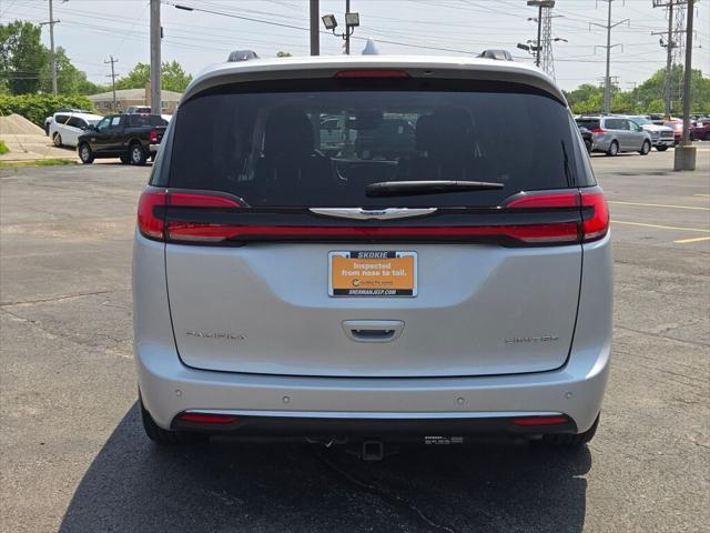 used 2022 Chrysler Pacifica car, priced at $35,000