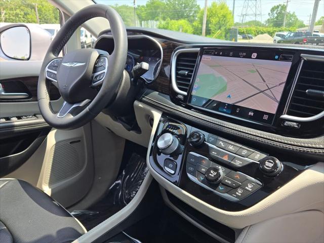 used 2022 Chrysler Pacifica car, priced at $35,000