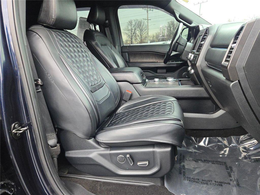 used 2021 Ford Expedition car, priced at $27,659