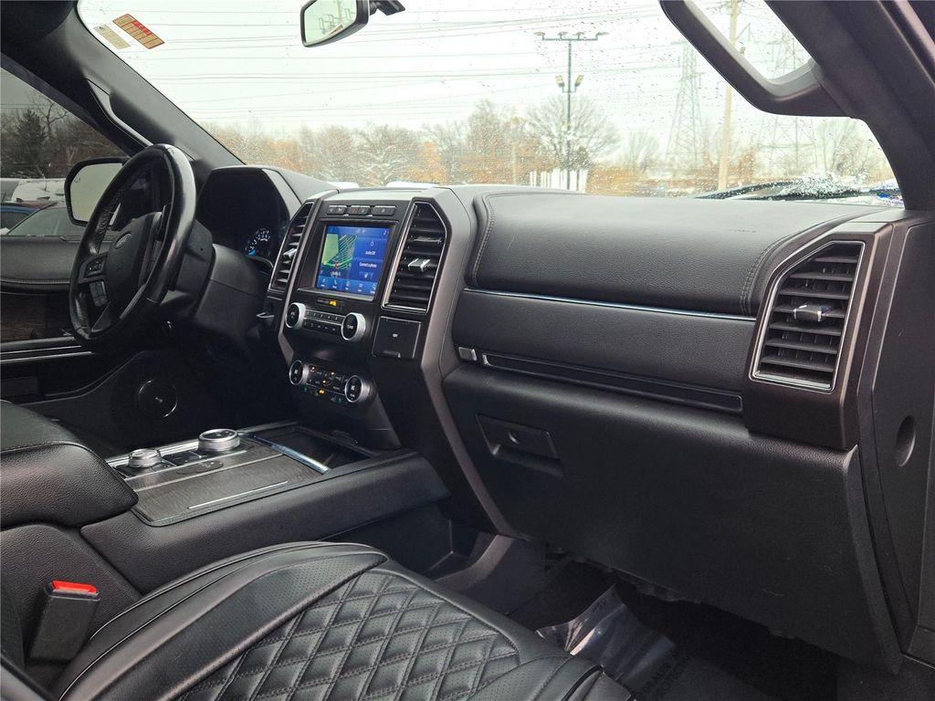 used 2021 Ford Expedition car, priced at $27,659