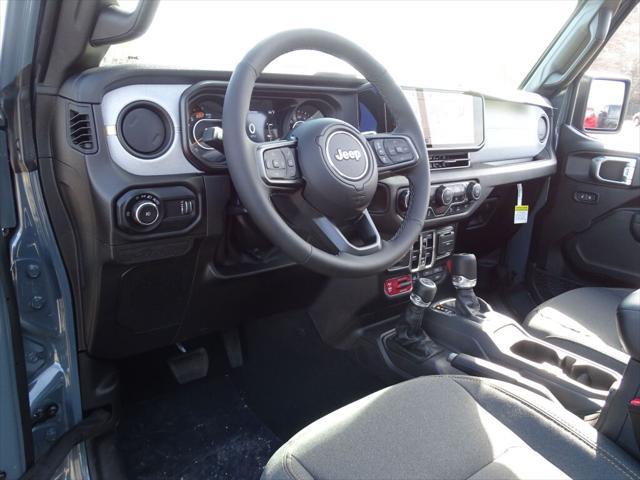 new 2025 Jeep Wrangler car, priced at $49,270