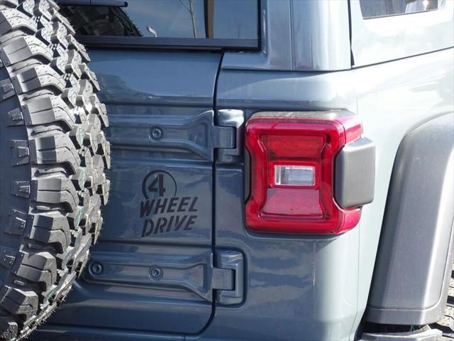 new 2025 Jeep Wrangler car, priced at $49,270