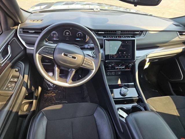 used 2022 Jeep Grand Cherokee car, priced at $33,560