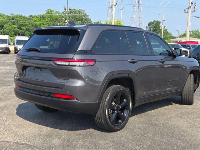 used 2022 Jeep Grand Cherokee car, priced at $33,560