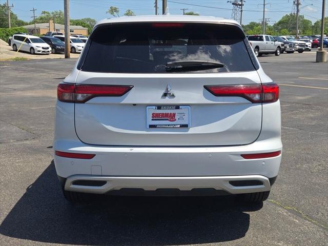 used 2023 Mitsubishi Outlander car, priced at $23,000