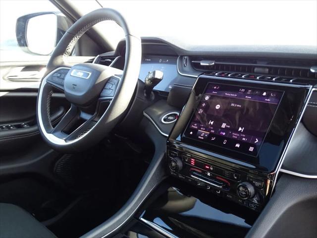 new 2025 Jeep Grand Cherokee car