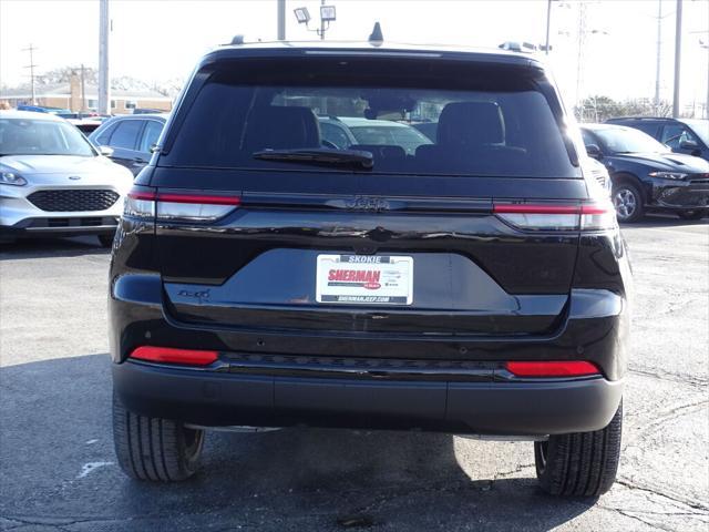new 2025 Jeep Grand Cherokee car, priced at $39,675