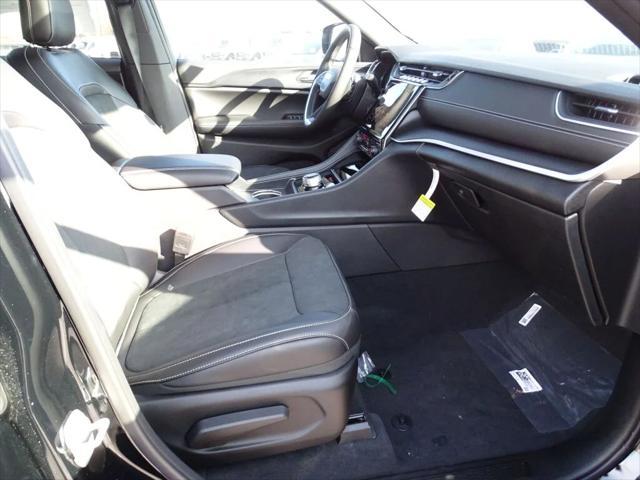 new 2025 Jeep Grand Cherokee car