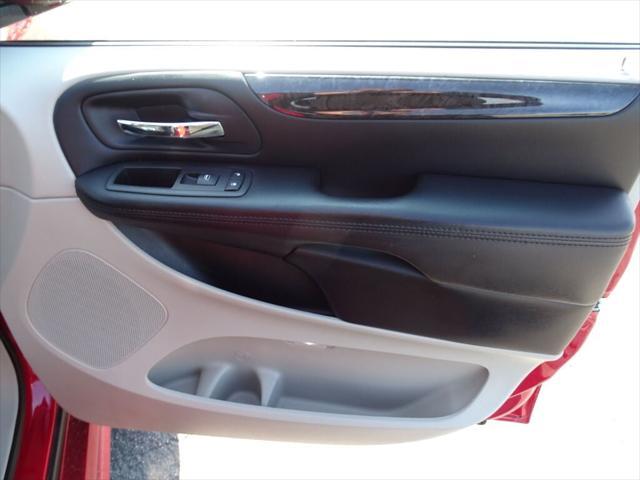 used 2014 Dodge Grand Caravan car, priced at $30,000