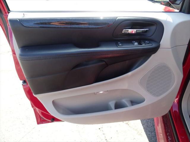 used 2014 Dodge Grand Caravan car, priced at $30,000