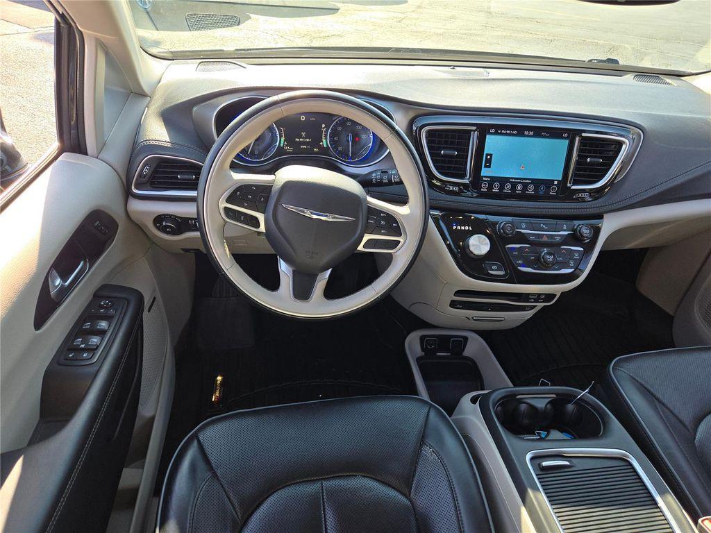 used 2018 Chrysler Pacifica car, priced at $23,000