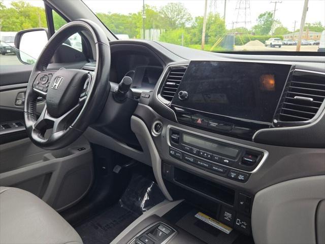 used 2021 Honda Pilot car, priced at $30,000