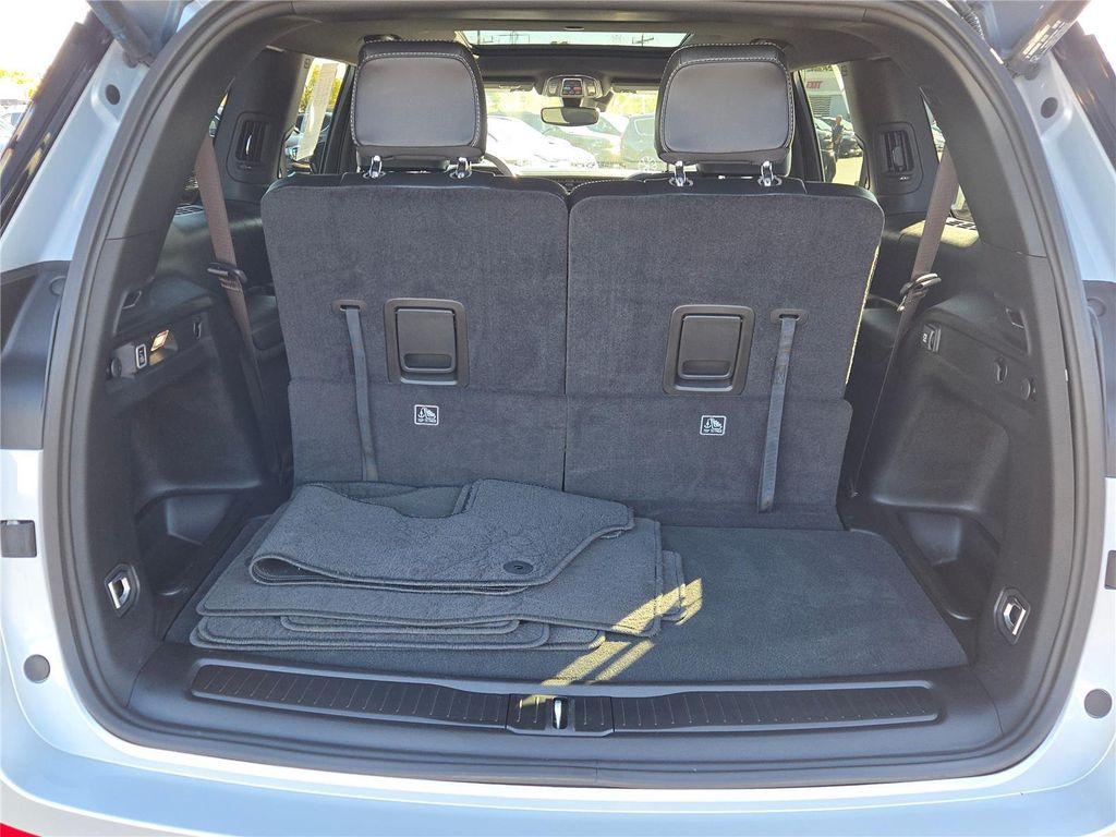 used 2024 Jeep Grand Cherokee L car, priced at $34,920