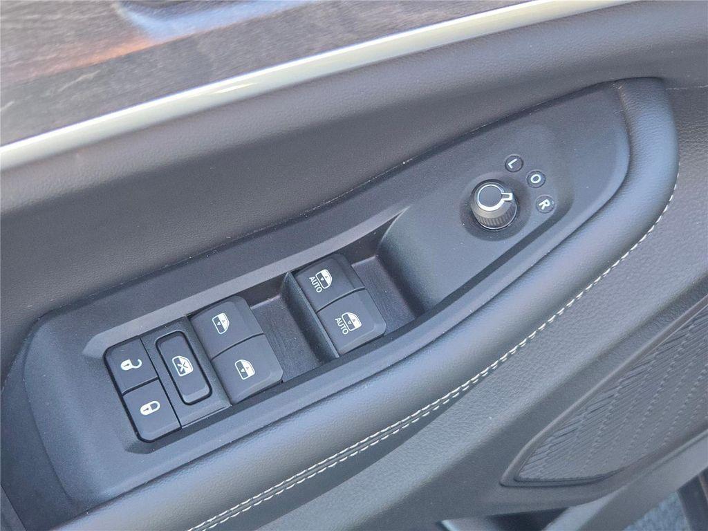 used 2024 Jeep Grand Cherokee L car, priced at $34,920