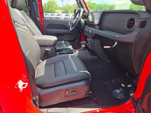 new 2025 Jeep Wrangler car, priced at $70,395