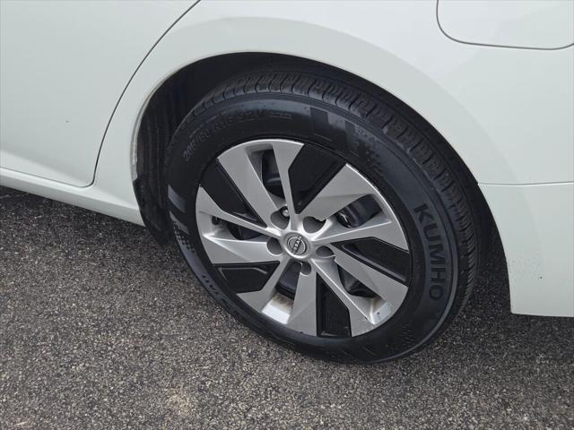 used 2023 Nissan Altima car, priced at $19,000