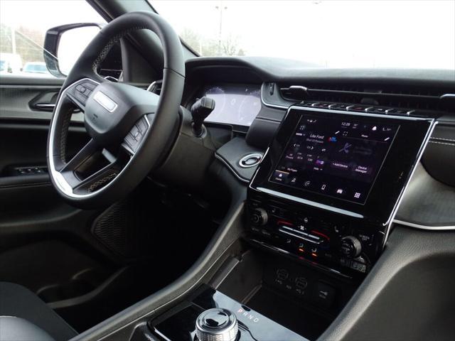 new 2024 Jeep Grand Cherokee car, priced at $39,075