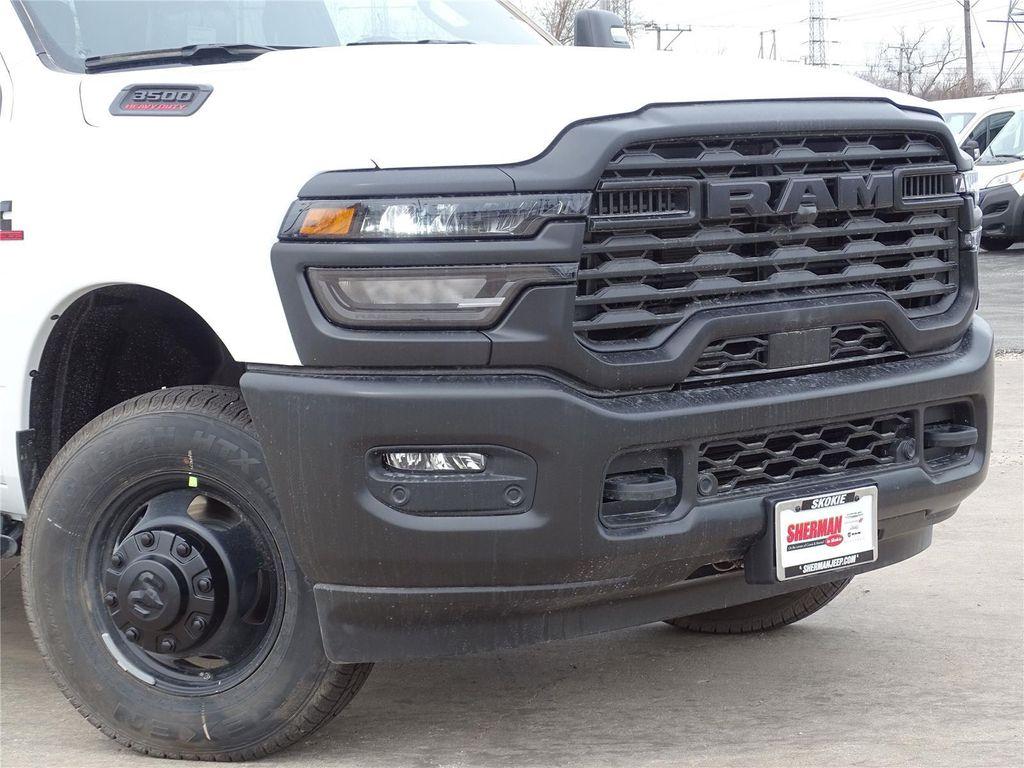 new 2025 Ram 3500 car, priced at $68,945