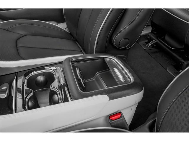 used 2022 Chrysler Pacifica Hybrid car, priced at $27,500