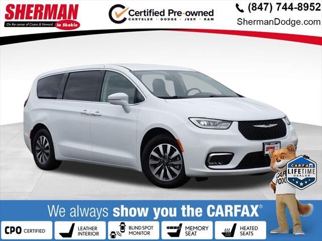used 2022 Chrysler Pacifica Hybrid car, priced at $27,500