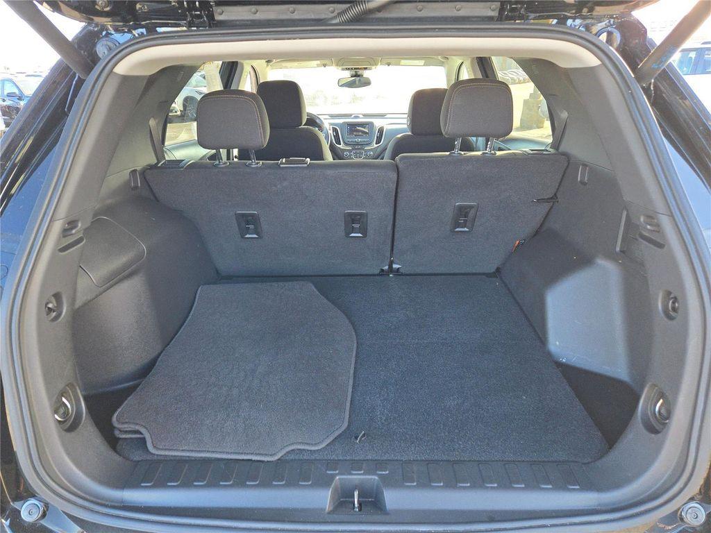 used 2022 Chevrolet Equinox car, priced at $18,820