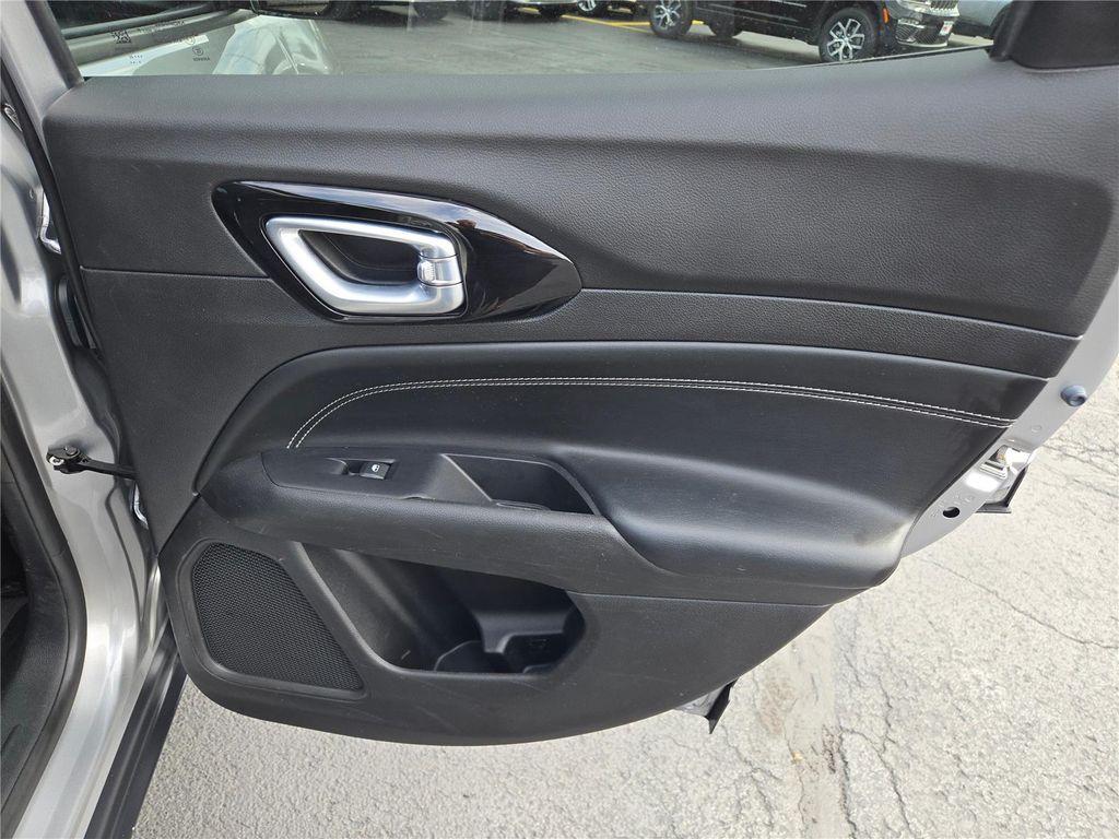 used 2022 Jeep Compass car, priced at $20,960