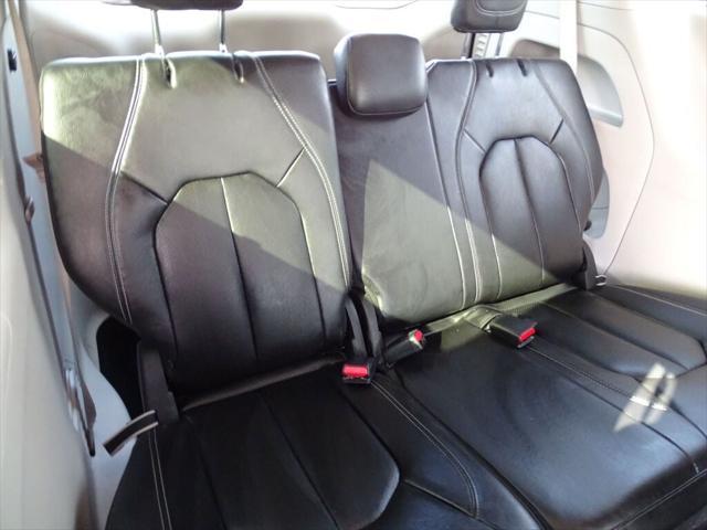 used 2022 Chrysler Pacifica car, priced at $22,000