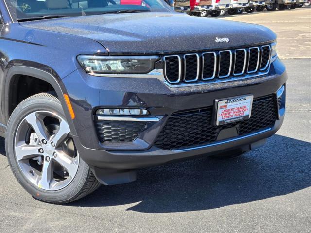 new 2024 Jeep Grand Cherokee car, priced at $44,210