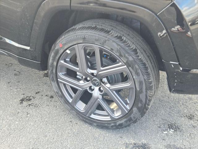 new 2025 Jeep Compass car, priced at $31,930