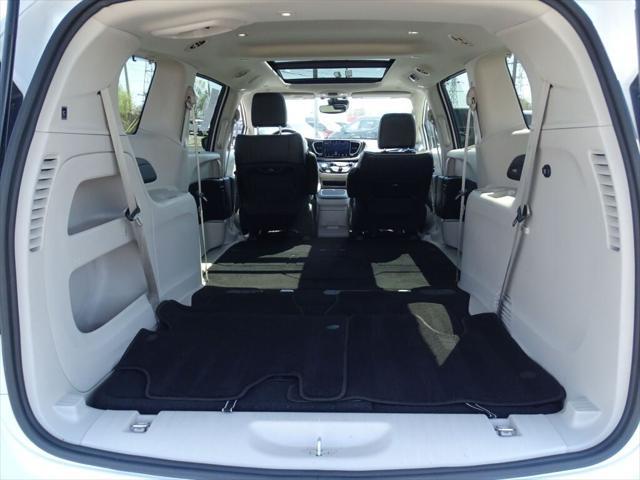 used 2023 Chrysler Pacifica car, priced at $27,031