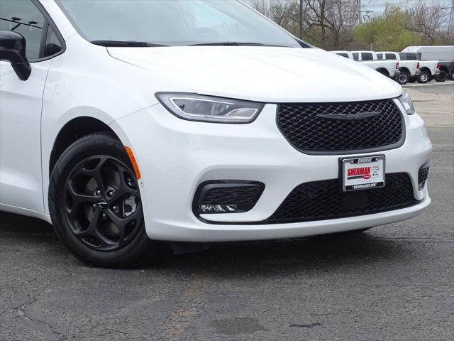 used 2023 Chrysler Pacifica car, priced at $27,031