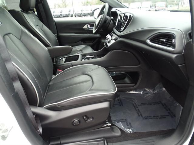 used 2023 Chrysler Pacifica car, priced at $27,031