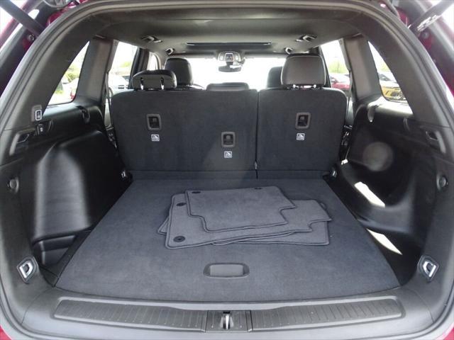 used 2024 Jeep Grand Cherokee car, priced at $40,000
