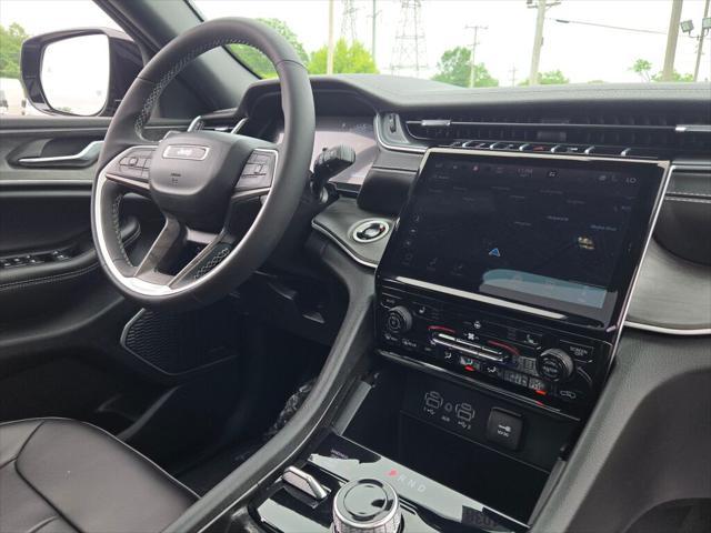 new 2025 Jeep Grand Cherokee car, priced at $46,060