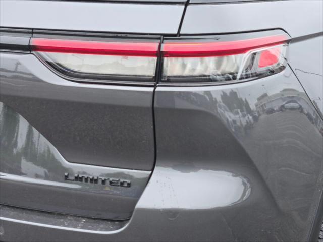 new 2025 Jeep Grand Cherokee car, priced at $46,060