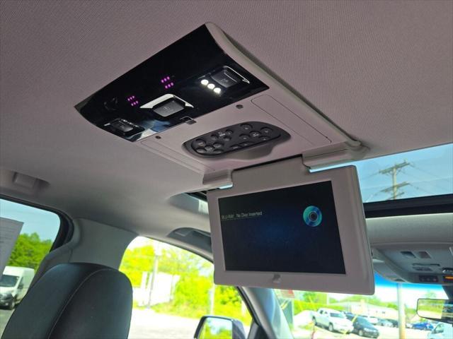 used 2018 Cadillac Escalade ESV car, priced at $39,000