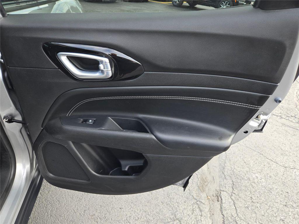 used 2022 Jeep Compass car, priced at $22,480