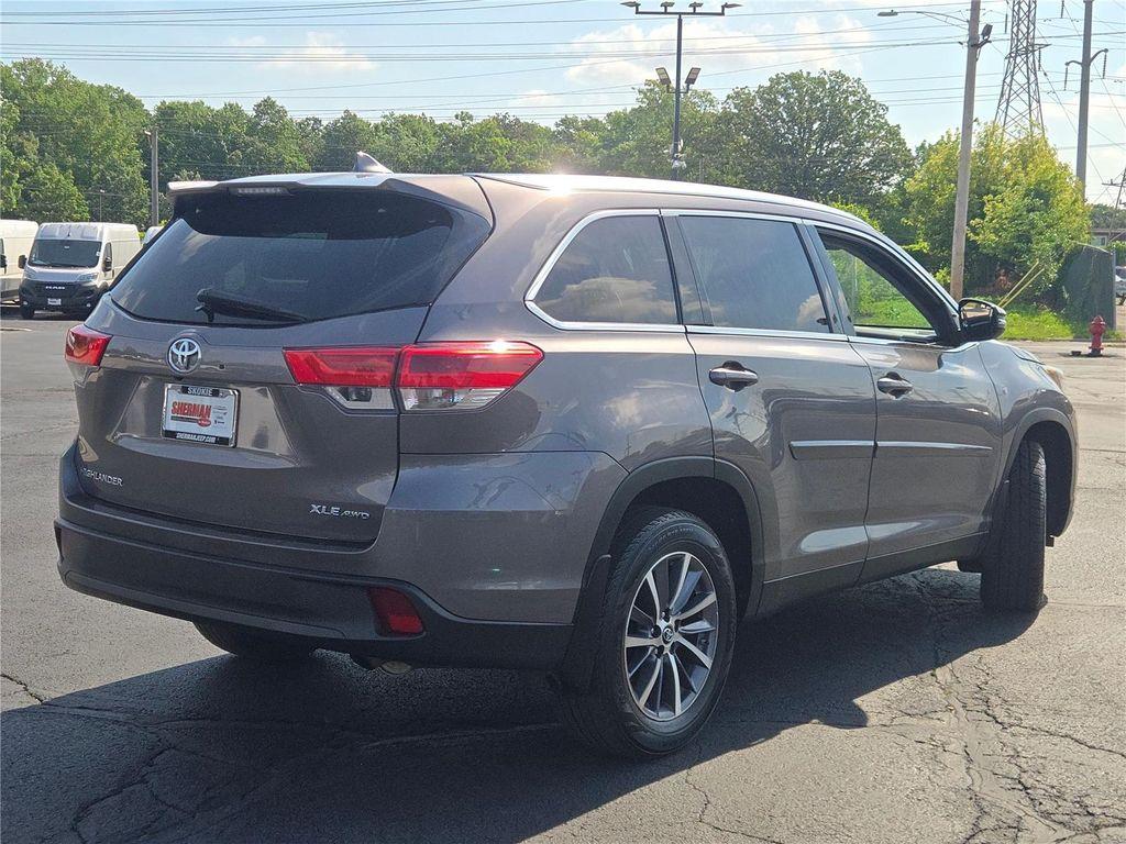 used 2019 Toyota Highlander car, priced at $25,230
