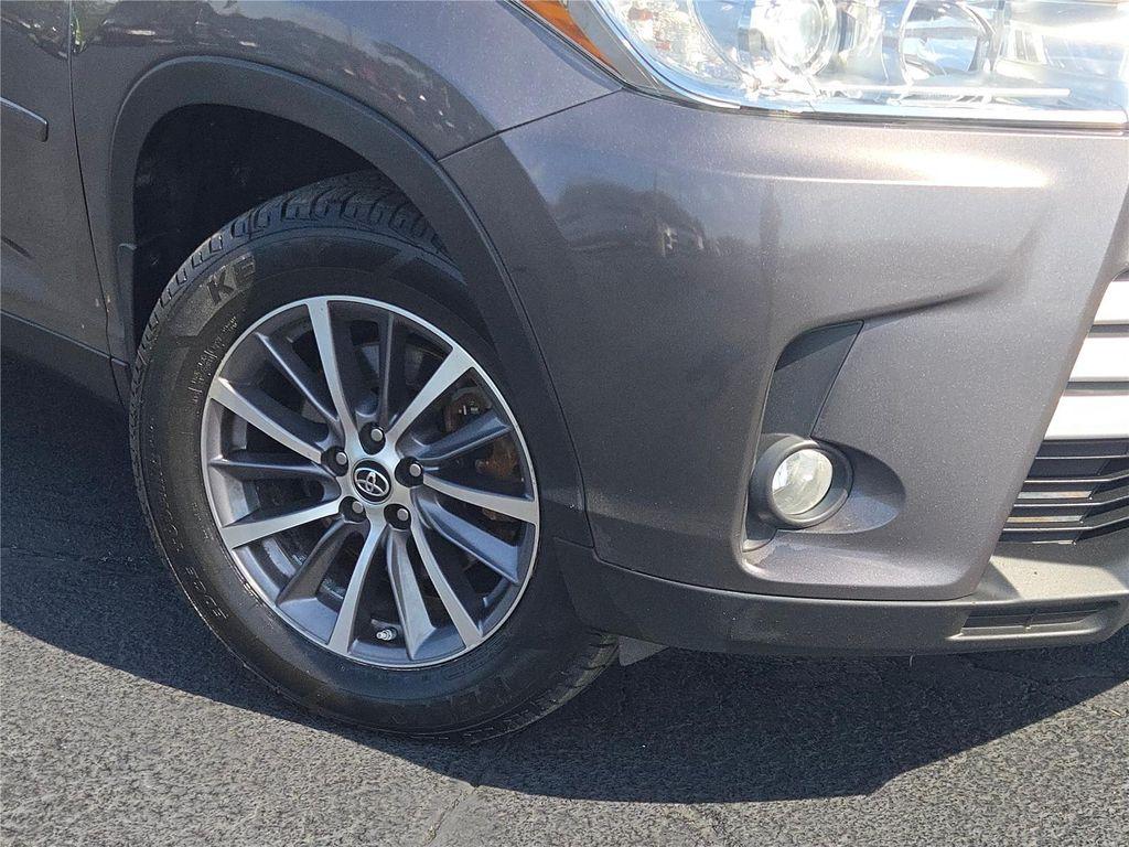 used 2019 Toyota Highlander car, priced at $25,230