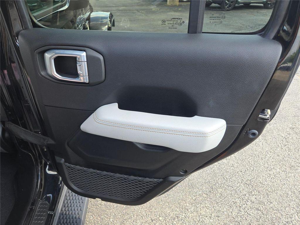 used 2022 Jeep Wrangler Unlimited 4xe car, priced at $32,000