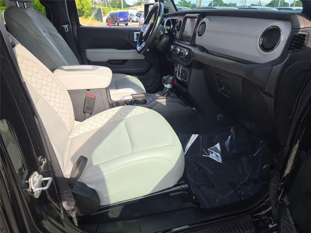 used 2022 Jeep Wrangler Unlimited 4xe car, priced at $32,000