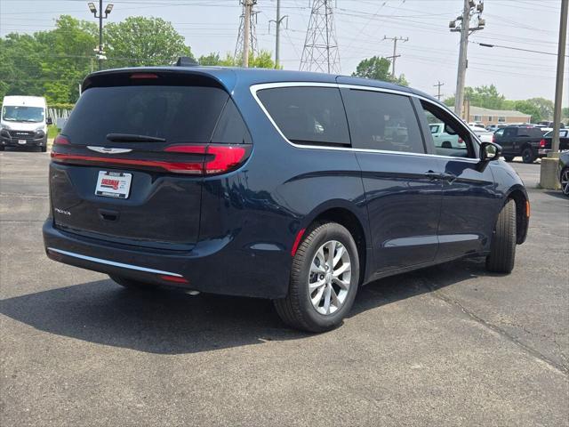 new 2025 Chrysler Pacifica car, priced at $39,140