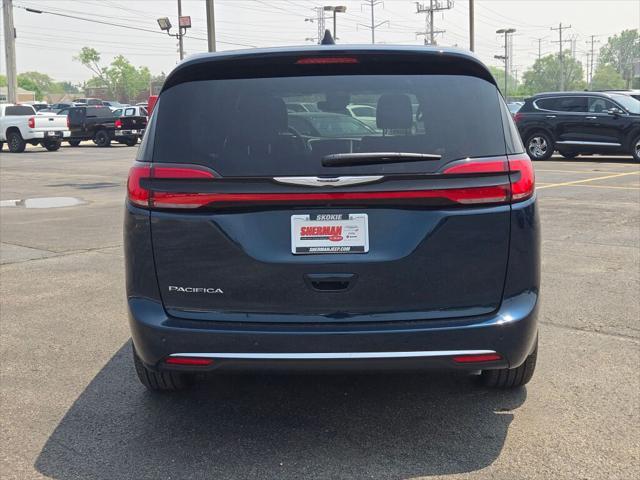 new 2025 Chrysler Pacifica car, priced at $39,140