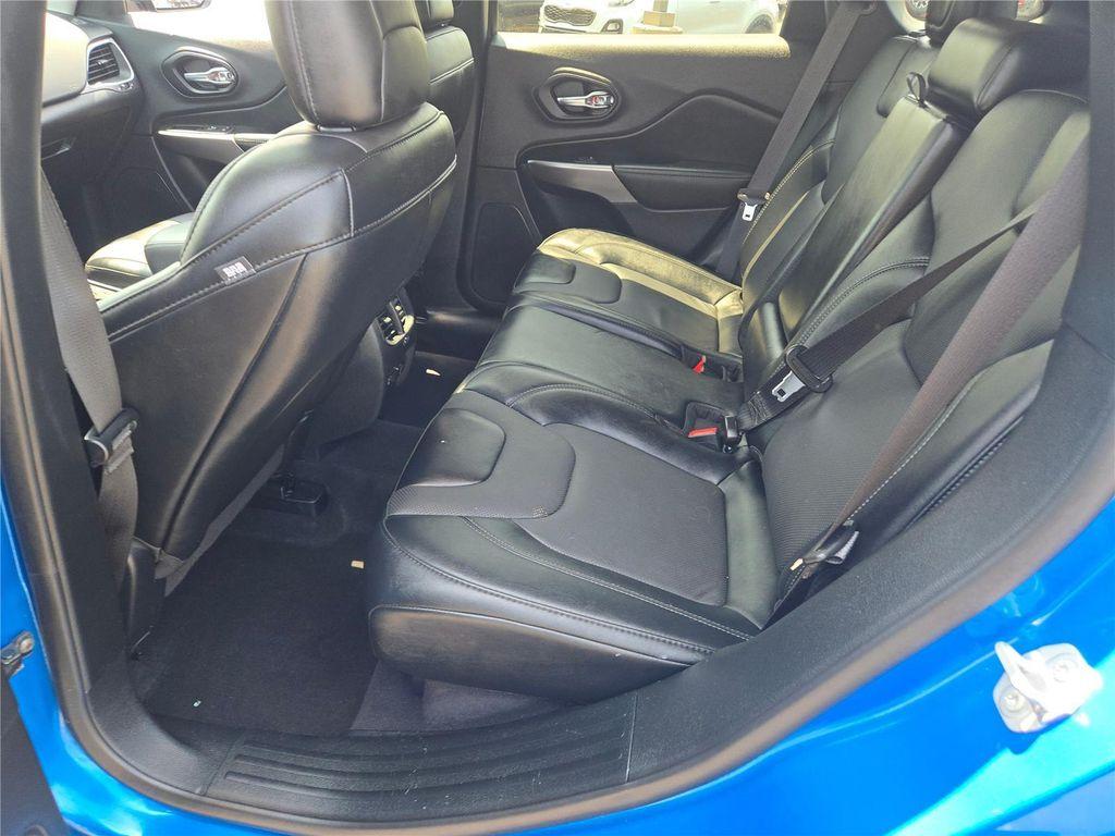 used 2022 Jeep Cherokee car, priced at $24,080