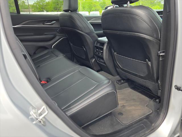 new 2025 Jeep Grand Cherokee car, priced at $46,060