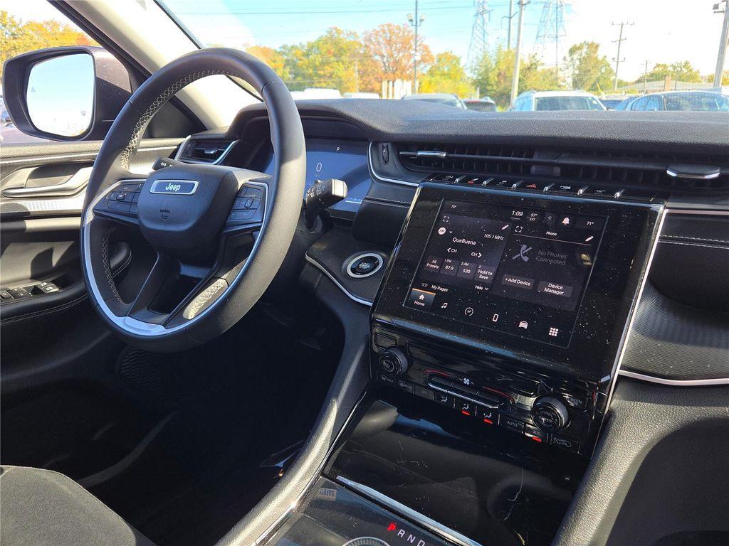 used 2023 Jeep Grand Cherokee L car, priced at $25,055