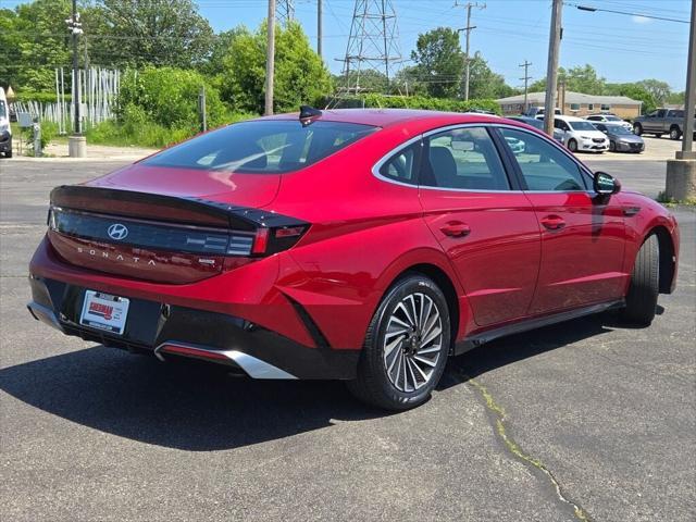 used 2024 Hyundai Sonata Hybrid car, priced at $27,000