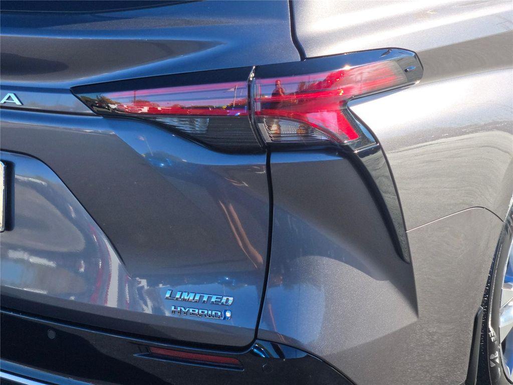 used 2024 Toyota Sienna car, priced at $49,380